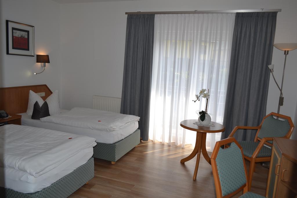 Hotel & Restaurant Zur Linde Freital Εξωτερικό φωτογραφία